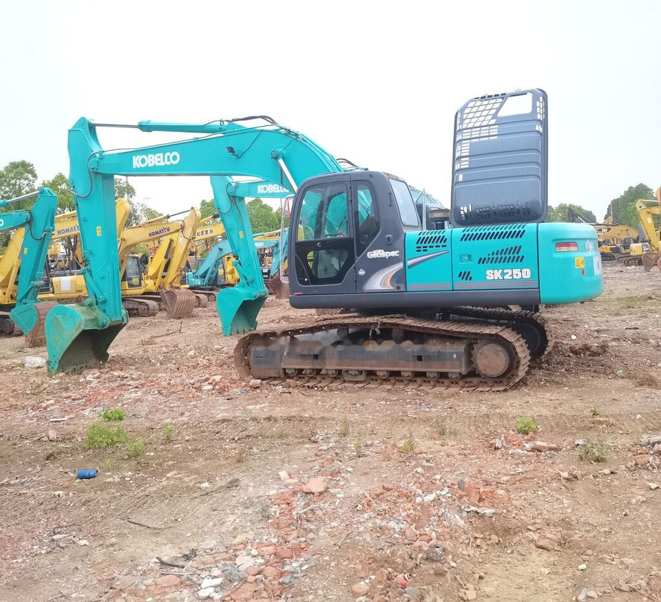 Kobelco SK250 - Kāpurķēžu ekskavators: foto 4 Kobelco SK250 - Kāpurķēžu ekskavators: foto 4
