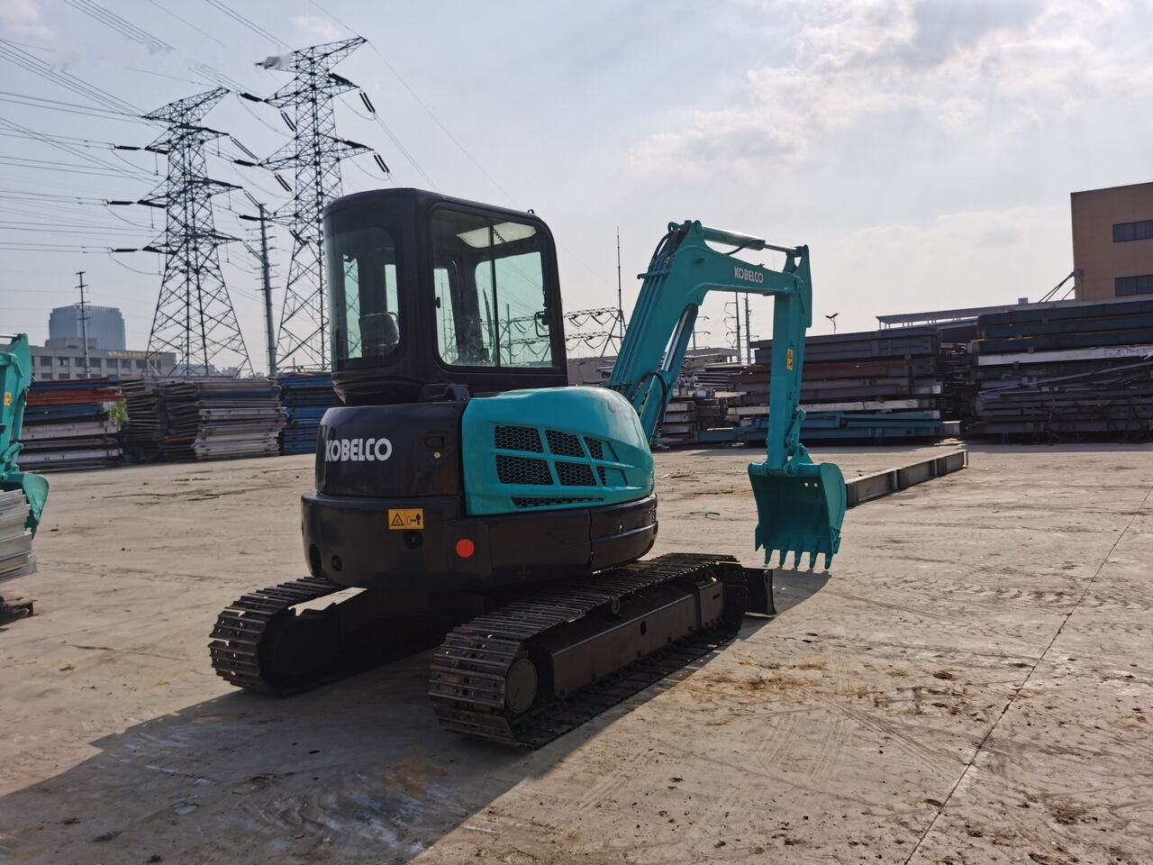 Kobelco SK55SR - Mini-ekskavators: foto 4 Kobelco SK55SR - Mini-ekskavators: foto 4