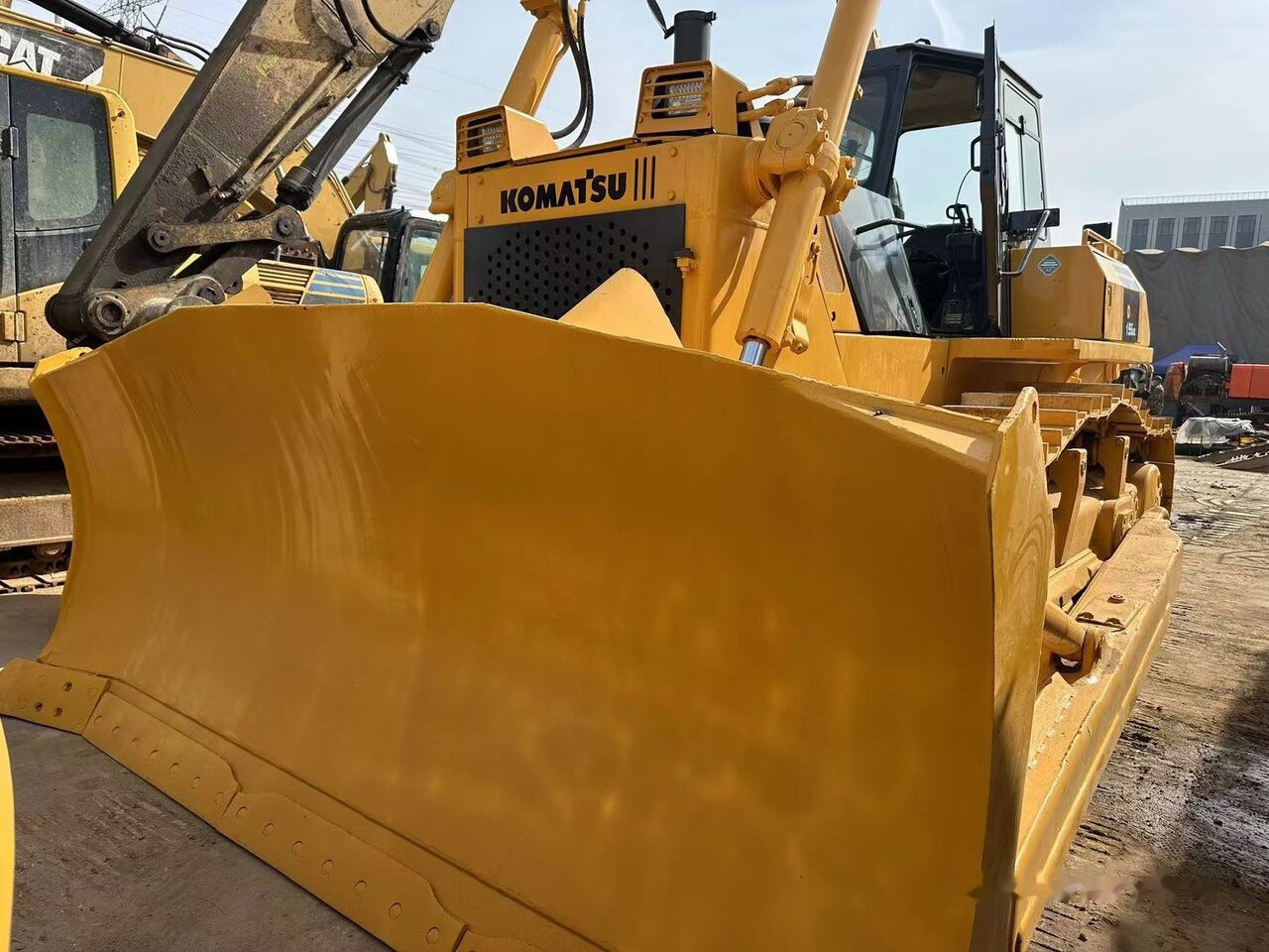 Komatsu D155A-5 - Buldozers: foto 4 Komatsu D155A-5 - Buldozers: foto 4