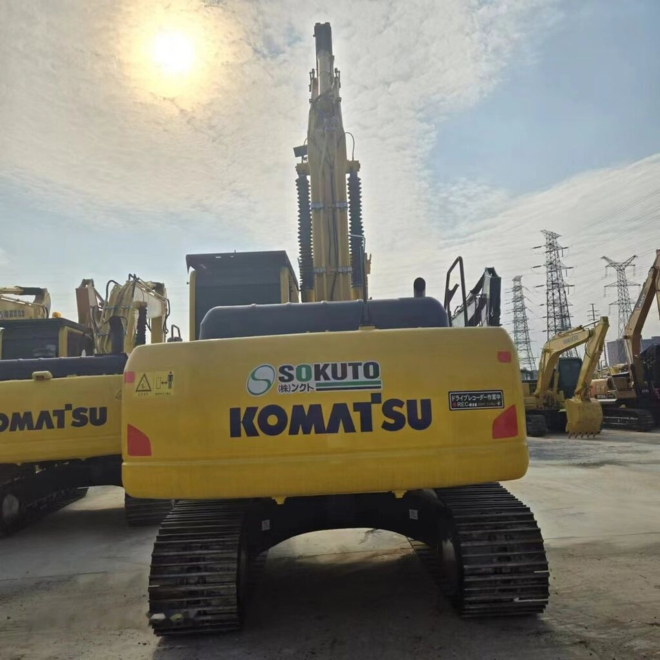 Komatsu PC200-8 - Kāpurķēžu ekskavators: foto 5 Komatsu PC200-8 - Kāpurķēžu ekskavators: foto 5