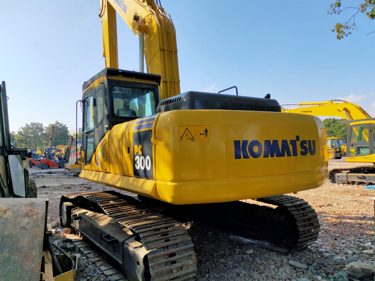 Komatsu PC300-7 - Kāpurķēžu ekskavators: foto 2 Komatsu PC300-7 - Kāpurķēžu ekskavators: foto 2