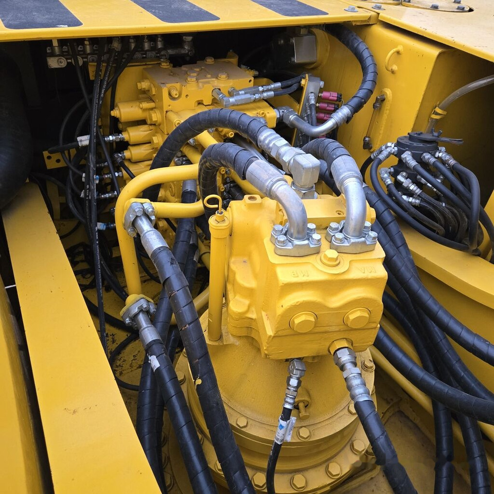 Komatsu PC350-7 līzingu Komatsu PC350-7: foto 10