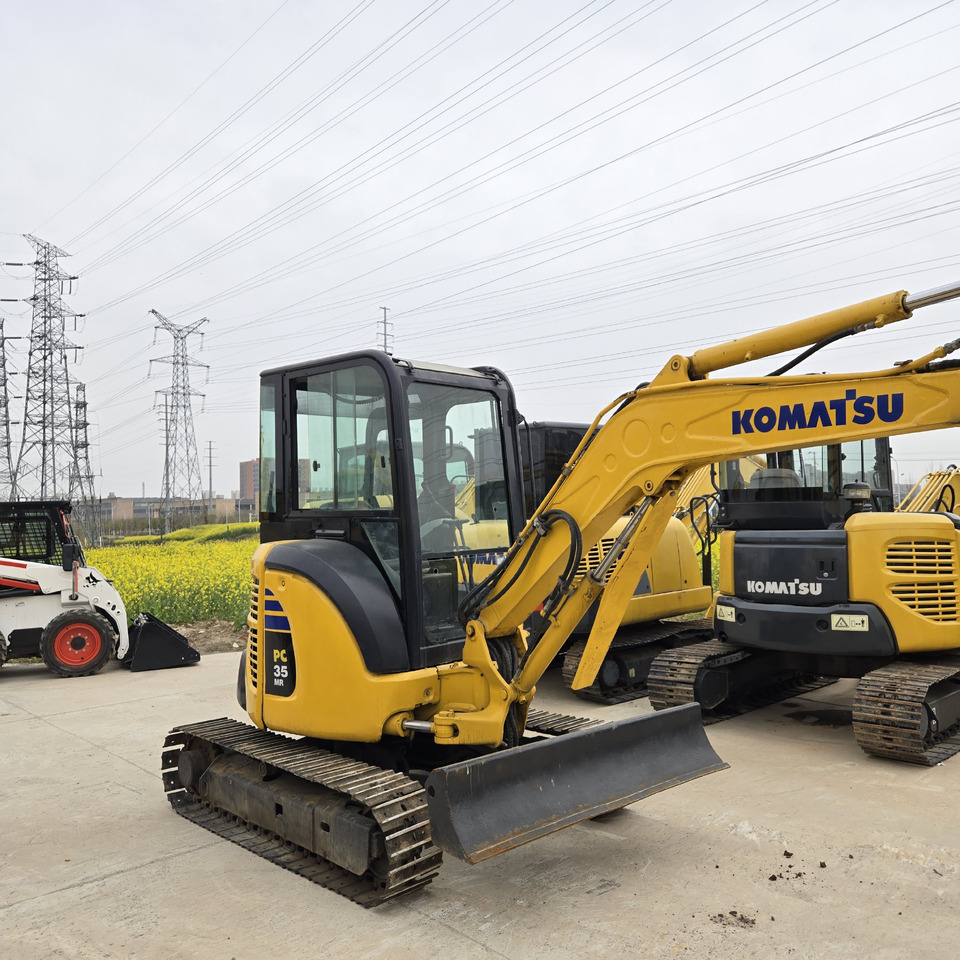 Komatsu PC35MR - Mini-ekskavators: foto 2 Komatsu PC35MR - Mini-ekskavators: foto 2
