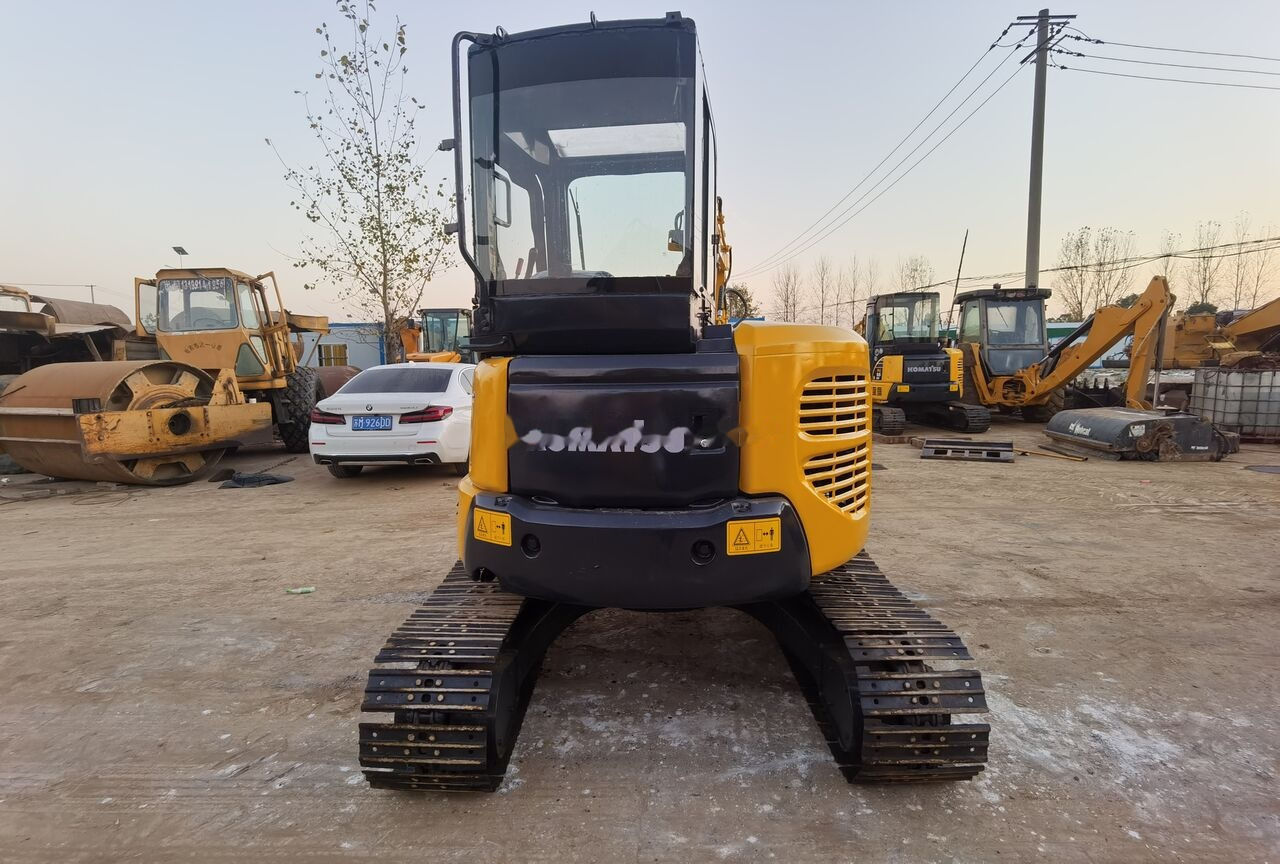 Mini-ekskavators Komatsu PC50MR: foto 7