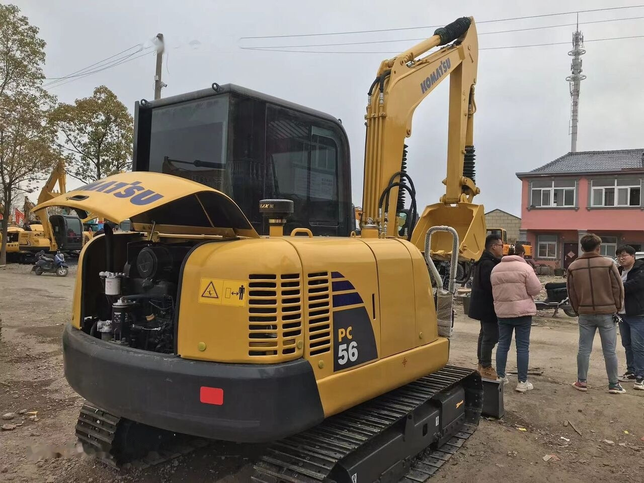 Komatsu PC56 - Mini-ekskavators: foto 1 Komatsu PC56 - Mini-ekskavators: foto 1