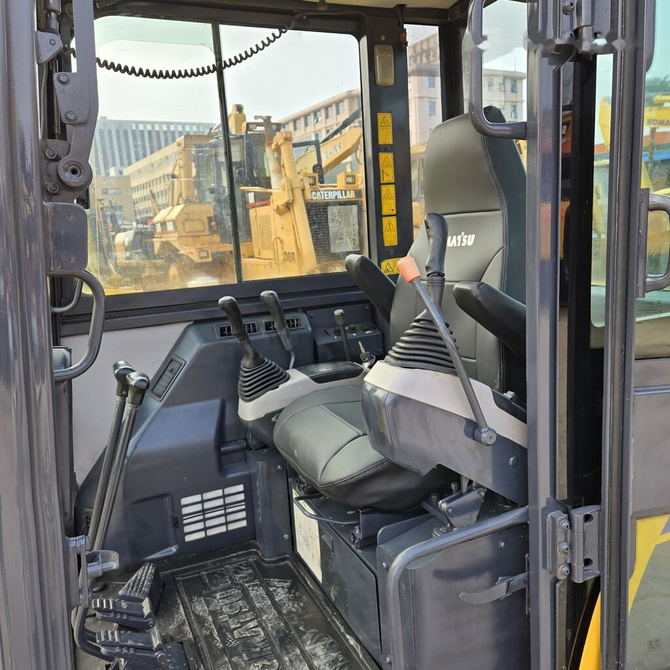 Komatsu PC56 - Mini-ekskavators: foto 4 Komatsu PC56 - Mini-ekskavators: foto 4