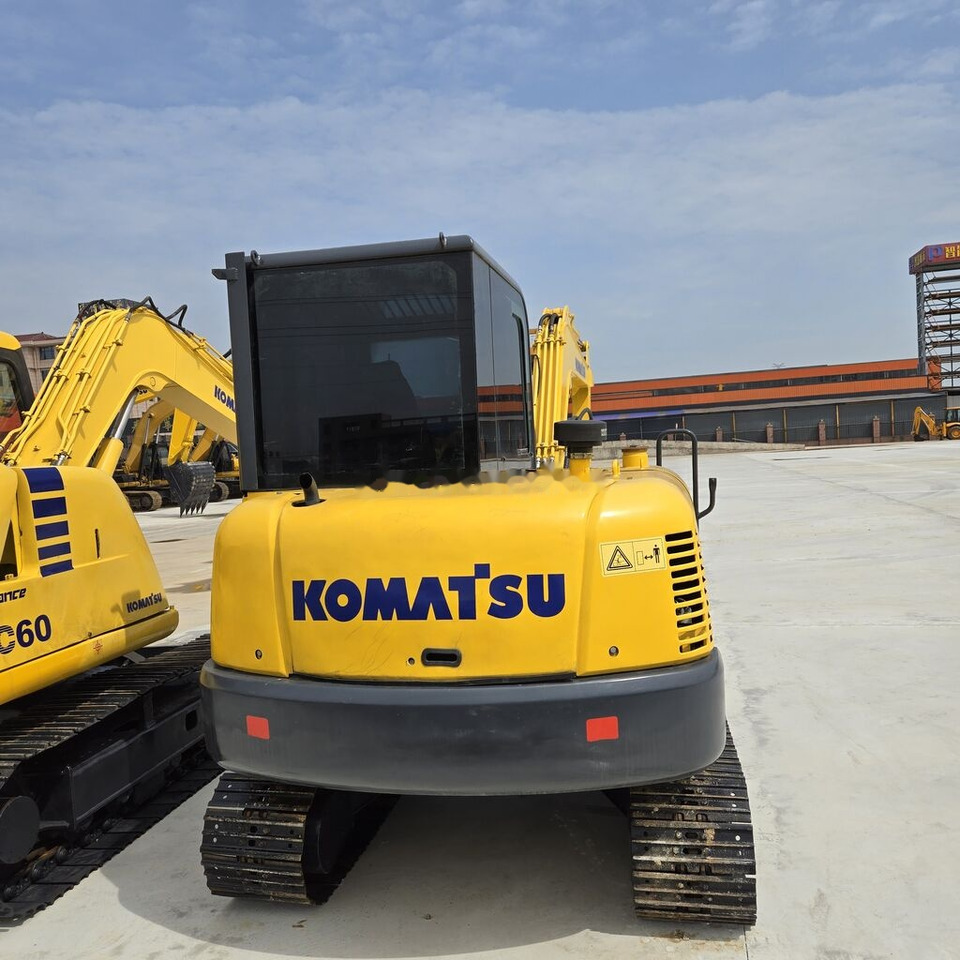 Komatsu PC56 - Mini-ekskavators: foto 1 Komatsu PC56 - Mini-ekskavators: foto 1