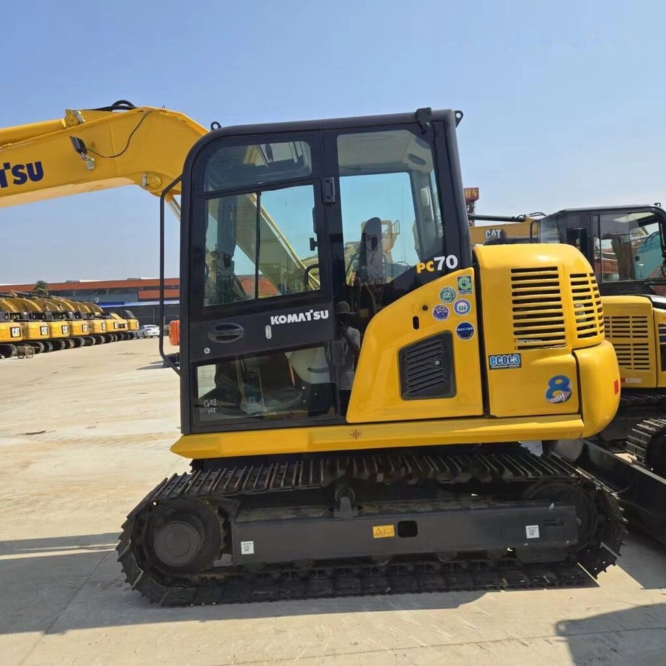 Komatsu PC70-8 - Kāpurķēžu ekskavators: foto 5 Komatsu PC70-8 - Kāpurķēžu ekskavators: foto 5