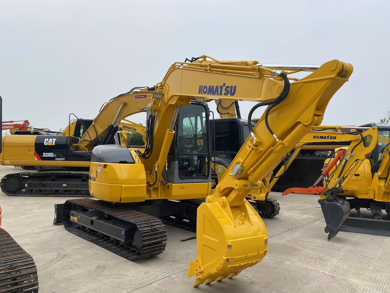 Komatsu PC78US - Mini-ekskavators: foto 4 Komatsu PC78US - Mini-ekskavators: foto 4