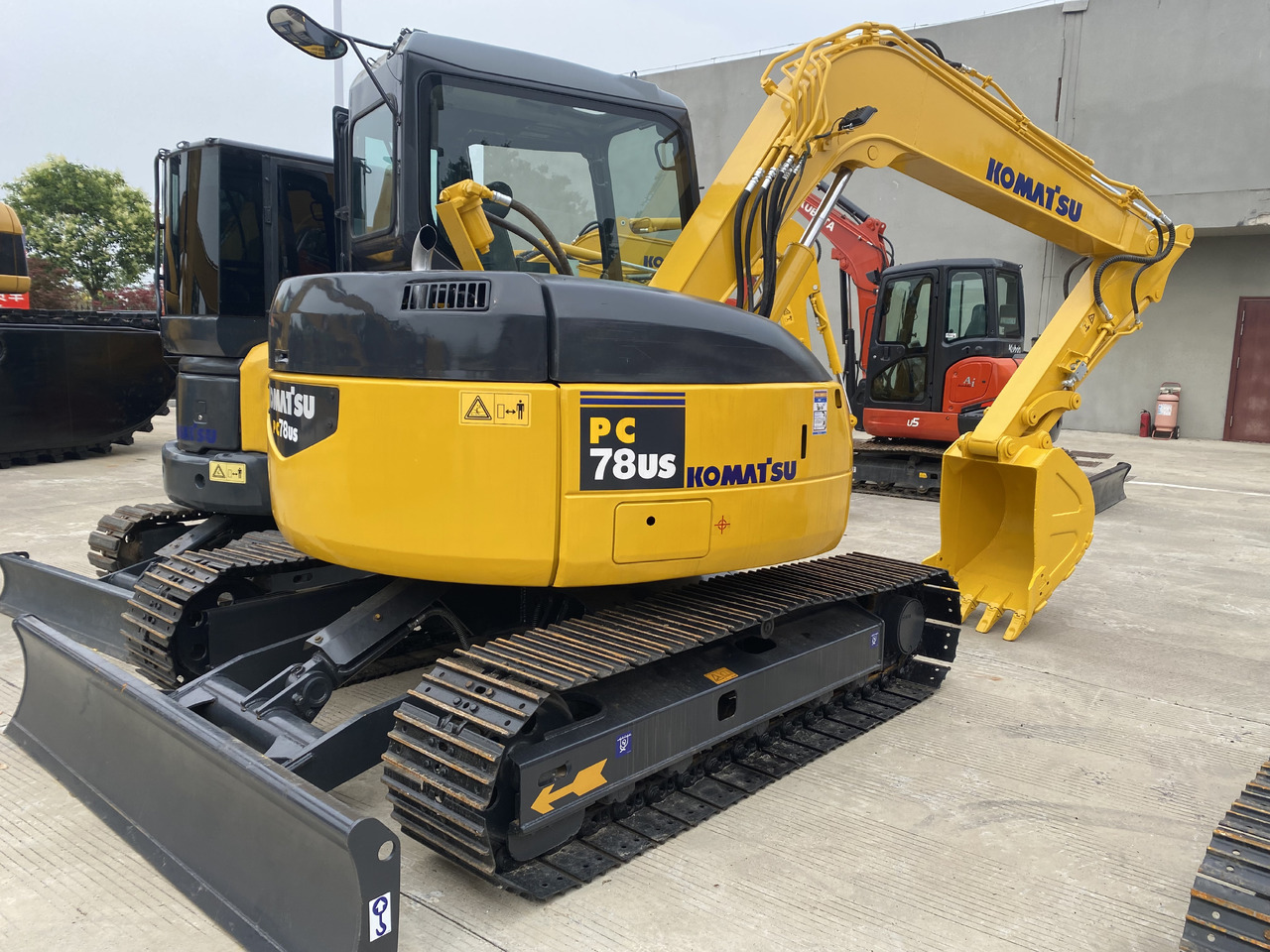 Komatsu PC78US - Mini-ekskavators: foto 1 Komatsu PC78US - Mini-ekskavators: foto 1
