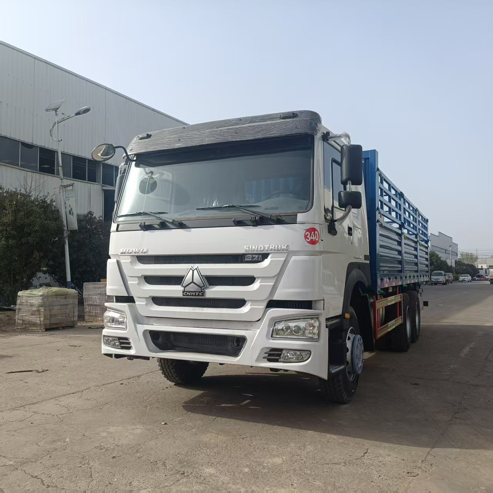 SINOTRUK HOWO - Kravas automašīna: foto 2 SINOTRUK HOWO - Kravas automašīna: foto 2