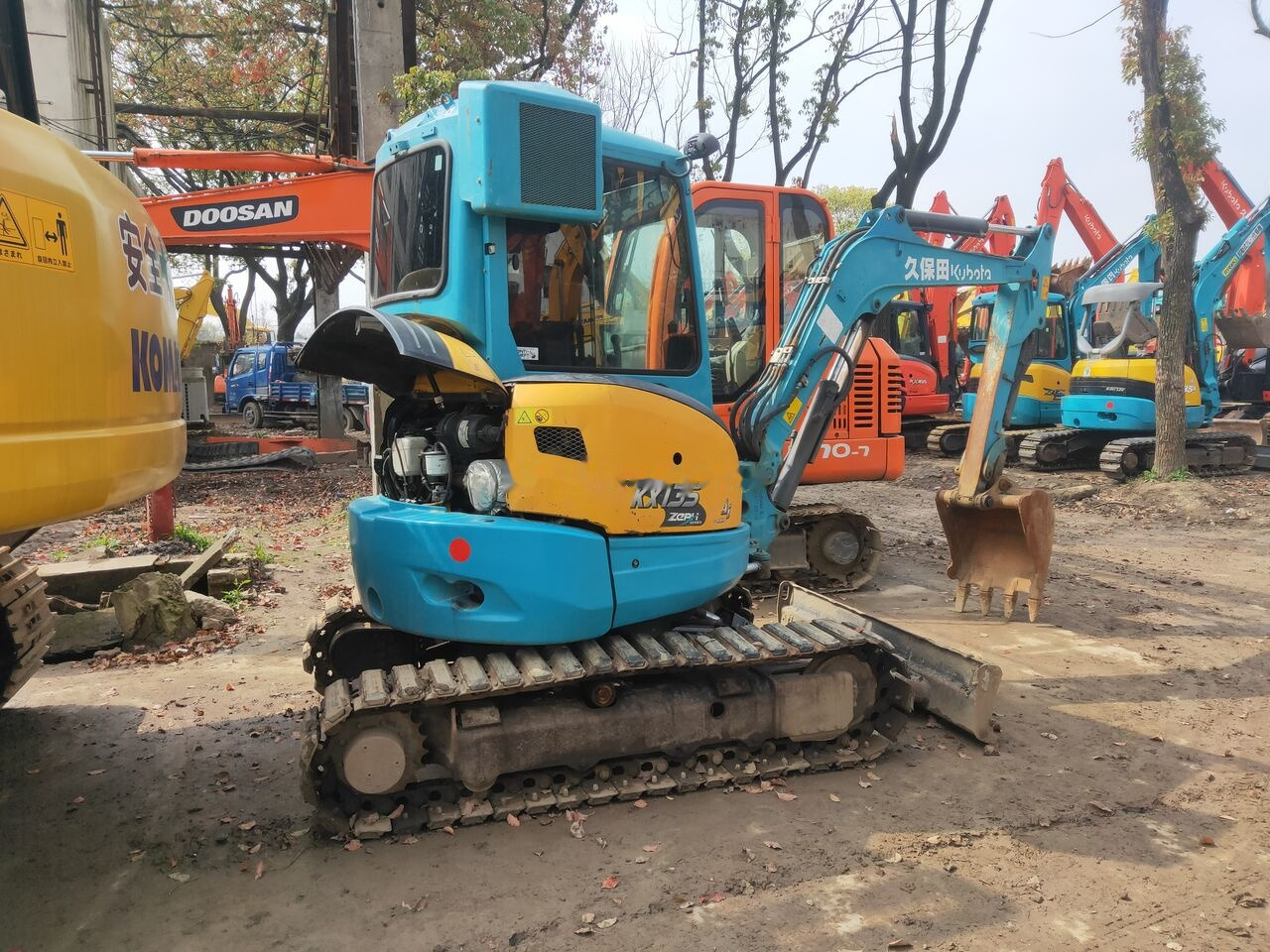 Kubota KX135 - Mini-ekskavators: foto 1 Kubota KX135 - Mini-ekskavators: foto 1