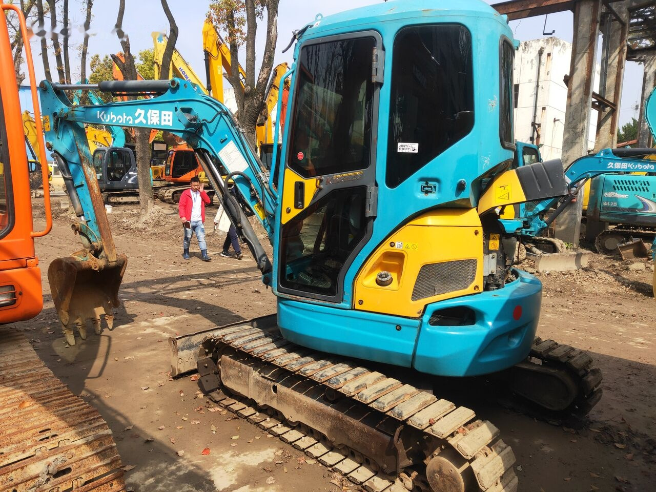 Kubota KX135 - Mini-ekskavators: foto 4 Kubota KX135 - Mini-ekskavators: foto 4