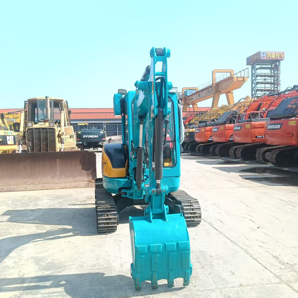 Kubota U35 - Mini-ekskavators: foto 4 Kubota U35 - Mini-ekskavators: foto 4