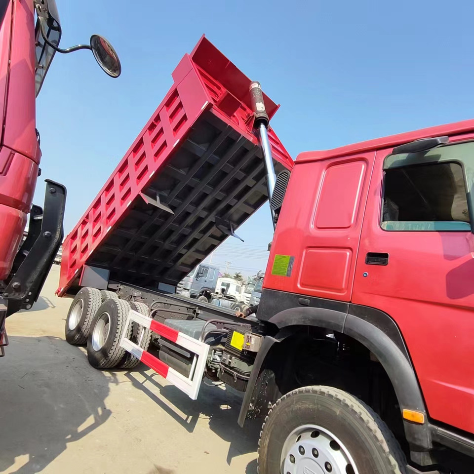 Kravas automašīna pašizgāzējs SINOTRUK HOWO: foto 7