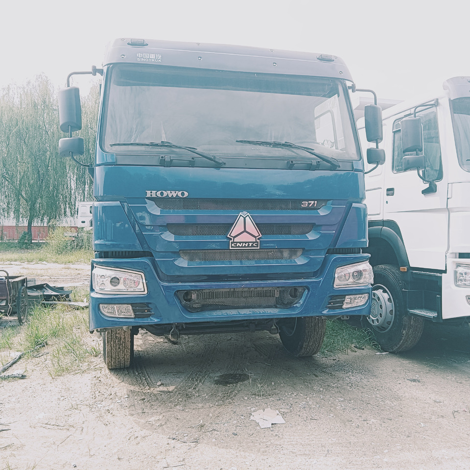 SINOTRUK HOWO - Kravas automašīna pašizgāzējs: foto 2 SINOTRUK HOWO - Kravas automašīna pašizgāzējs: foto 2