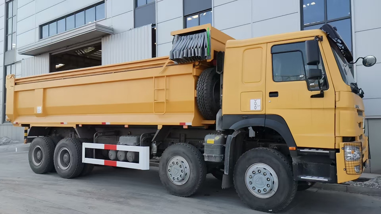 SINOTRUK Howo - Kravas automašīna pašizgāzējs: foto 2 SINOTRUK Howo - Kravas automašīna pašizgāzējs: foto 2