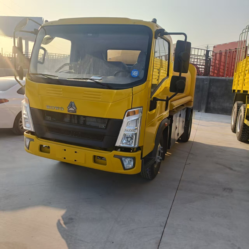SINOTRUK Tanker truck - Autocisterna: foto 3 SINOTRUK Tanker truck - Autocisterna: foto 3