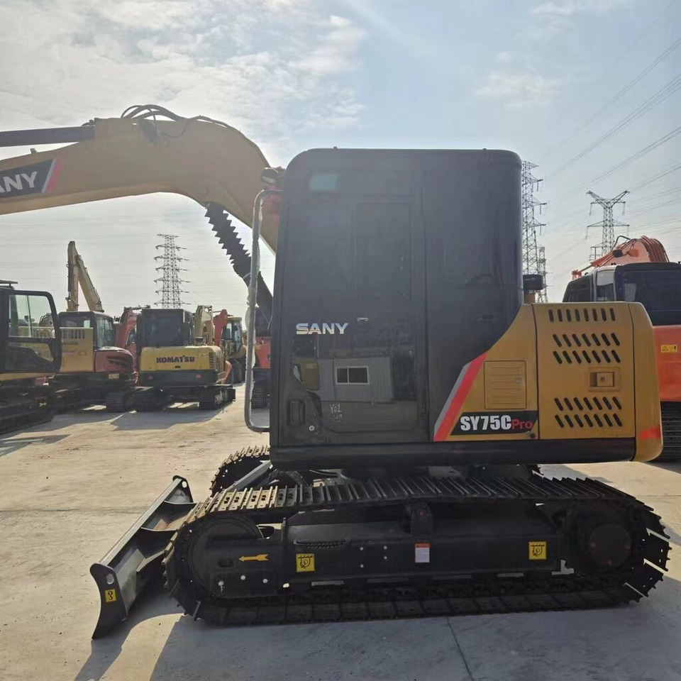 Sany SY75C - Kāpurķēžu ekskavators: foto 1 Sany SY75C - Kāpurķēžu ekskavators: foto 1