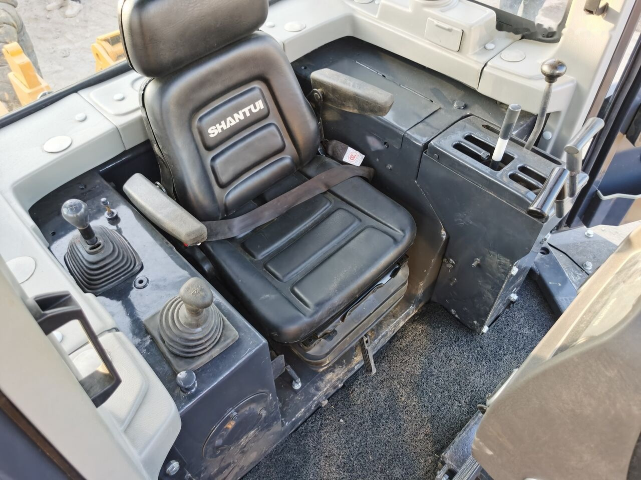 Buldozers Shantui SD16: foto 9