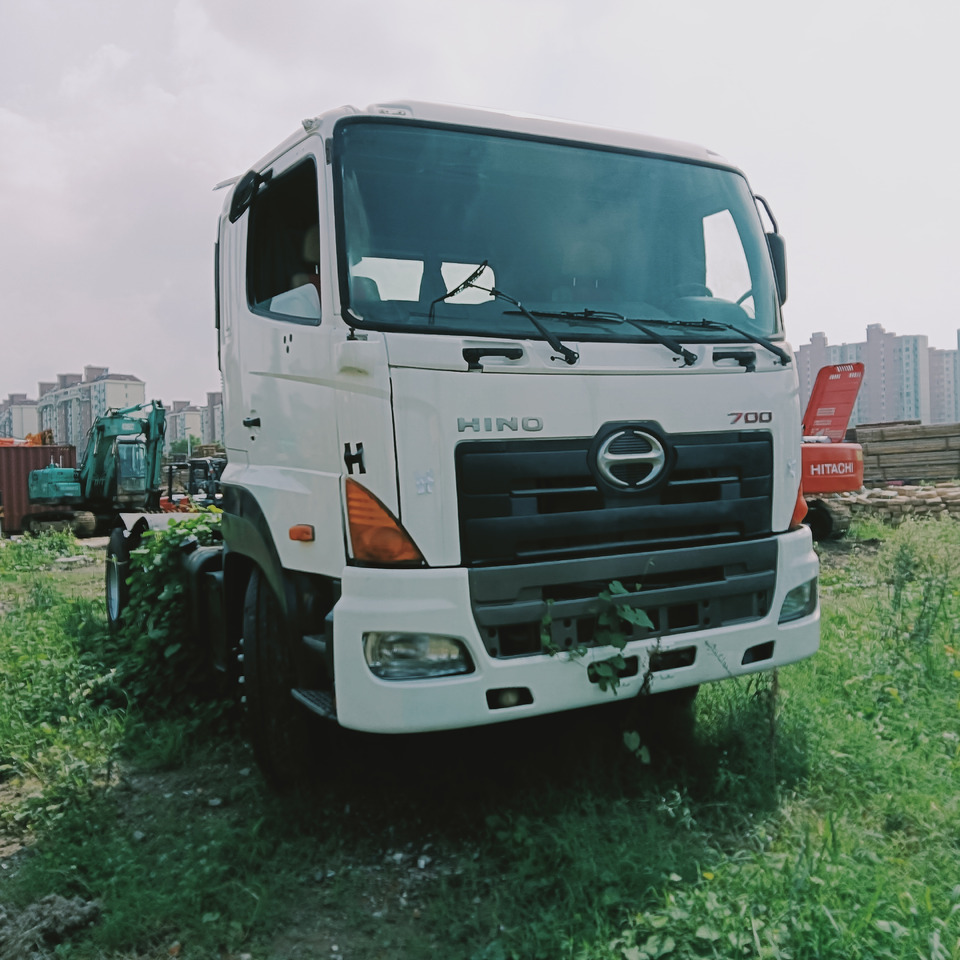 HINO 700 - Vilcējs: foto 3 HINO 700 - Vilcējs: foto 3