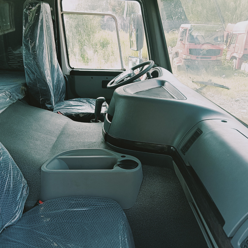 SINOTRUK HOWO - Vilcējs: foto 5 SINOTRUK HOWO - Vilcējs: foto 5