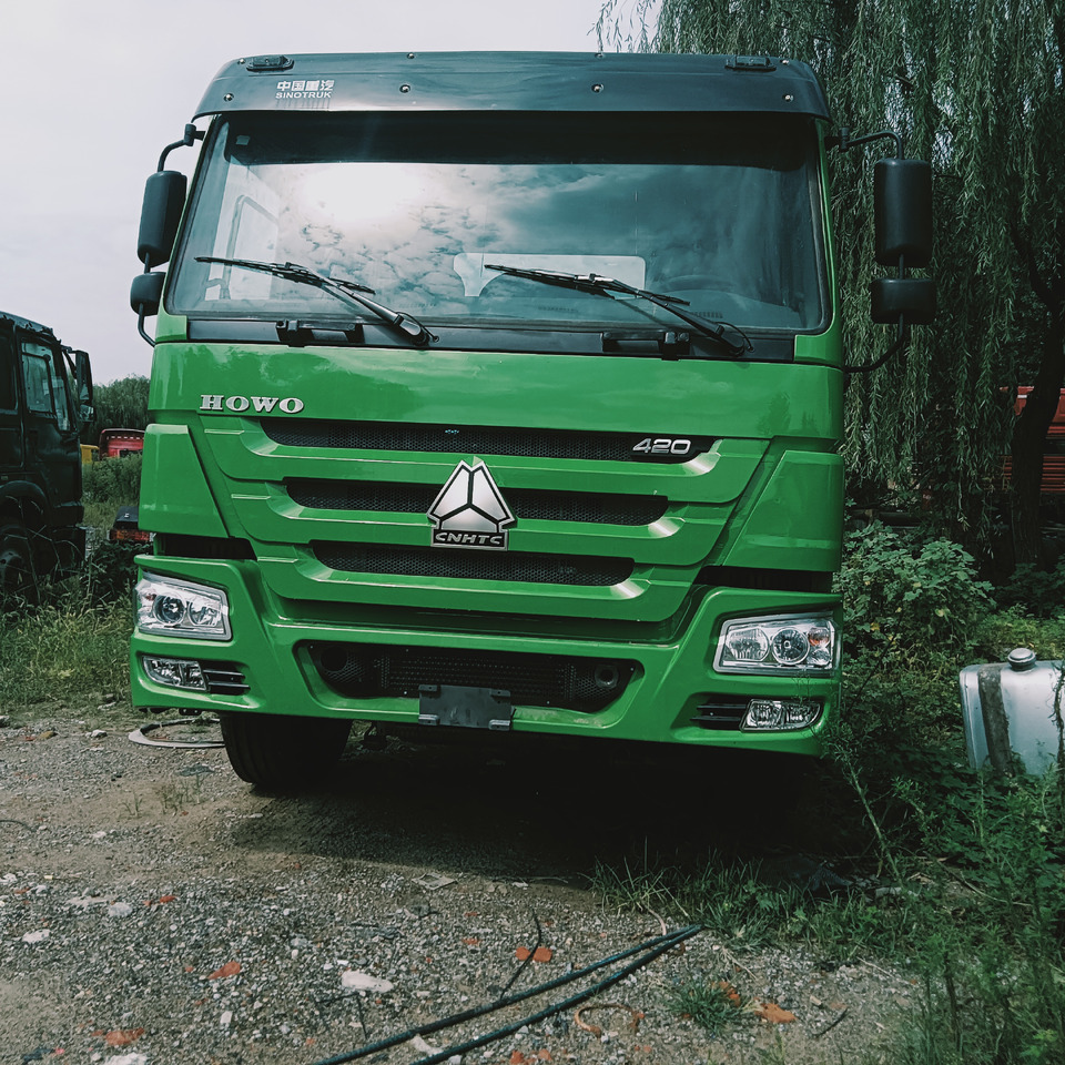 SINOTRUK HOWO - Vilcējs: foto 3 SINOTRUK HOWO - Vilcējs: foto 3