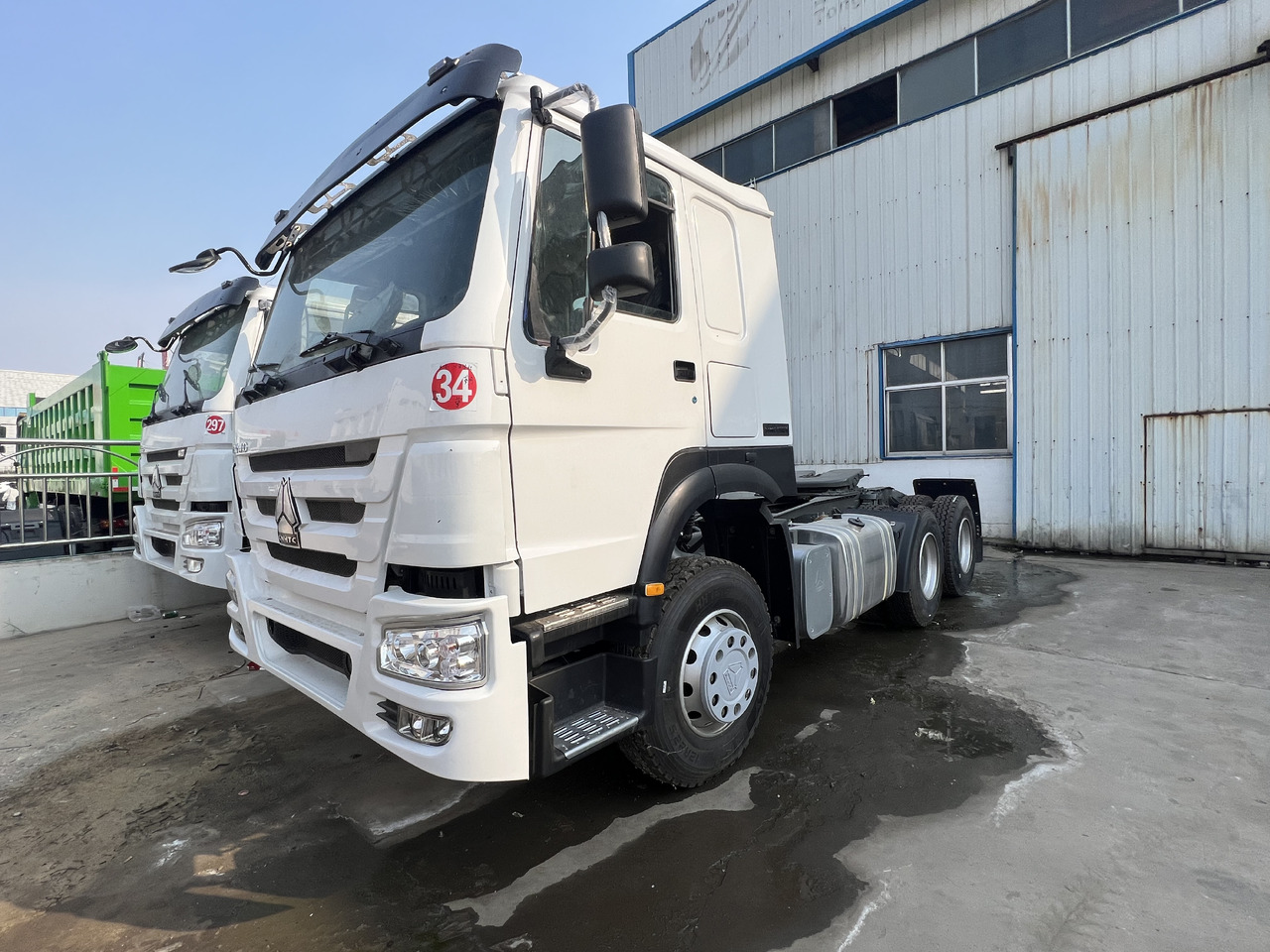 SINOTRUK HOWO tralier head - Vilcējs: foto 4 SINOTRUK HOWO tralier head - Vilcējs: foto 4