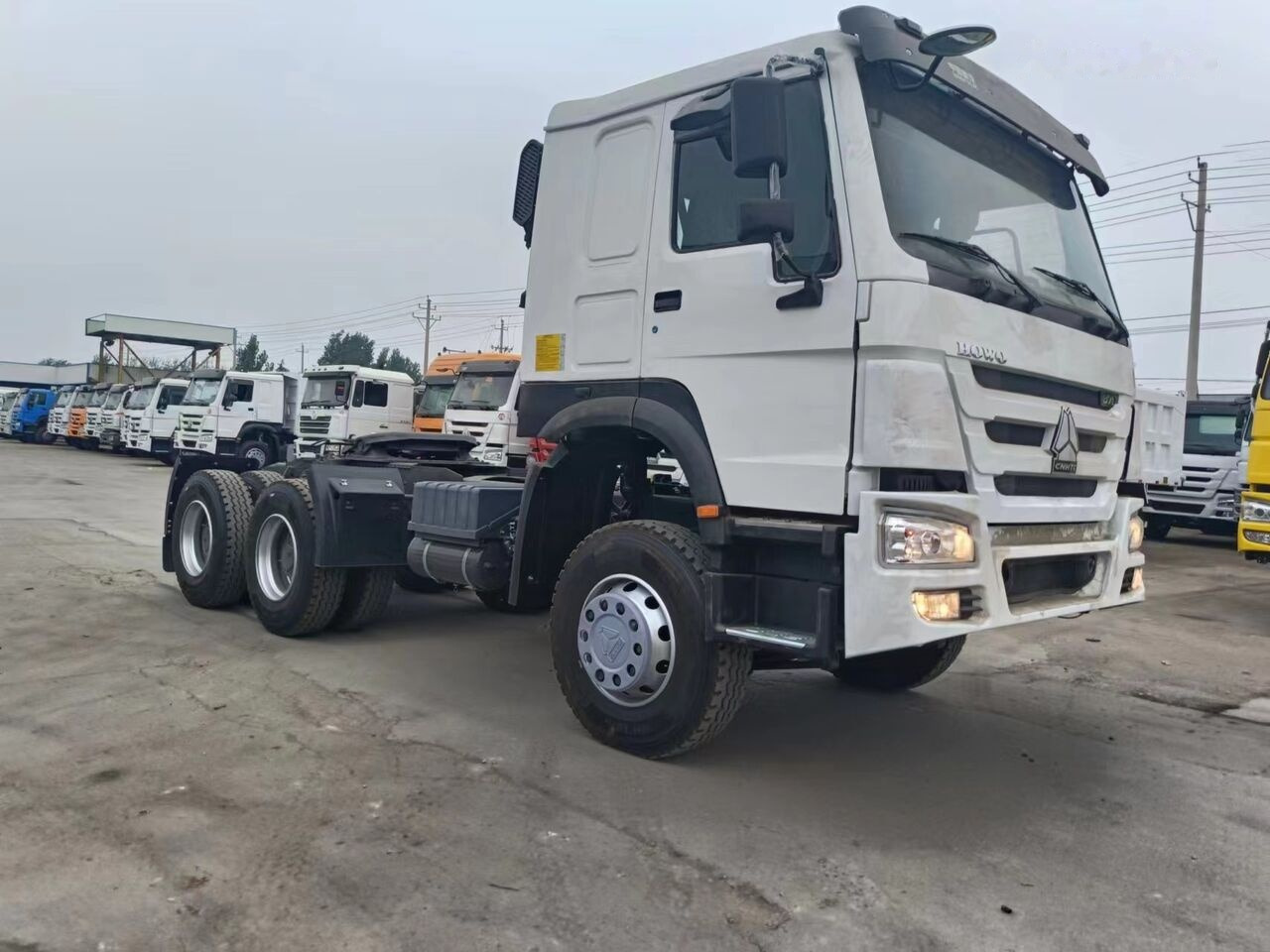 Sinotruk Howo 371 - Vilcējs: foto 5 Sinotruk Howo 371 - Vilcējs: foto 5