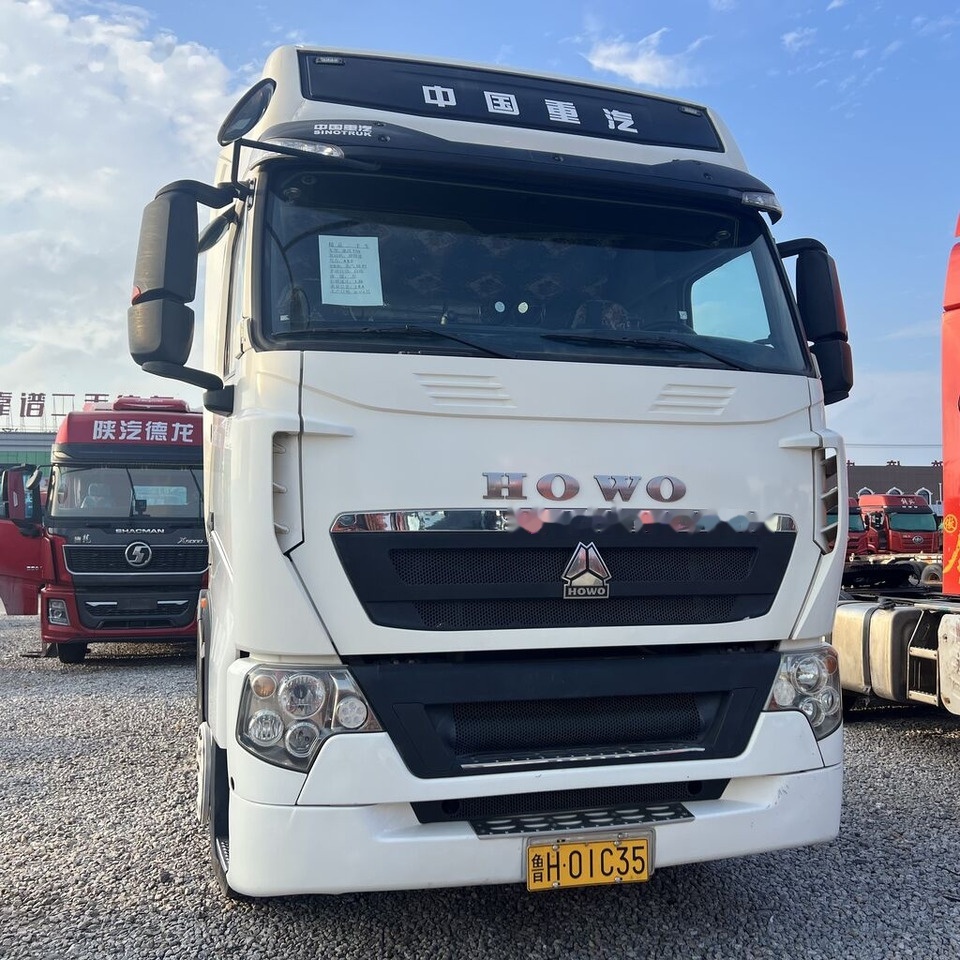 Sinotruk Howo T7H 480 - Vilcējs: foto 2 Sinotruk Howo T7H 480 - Vilcējs: foto 2