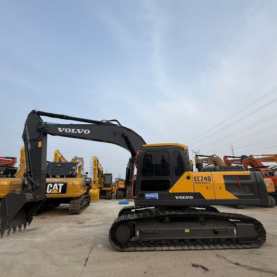 Volvo EC240 - Kāpurķēžu ekskavators: foto 3 Volvo EC240 - Kāpurķēžu ekskavators: foto 3