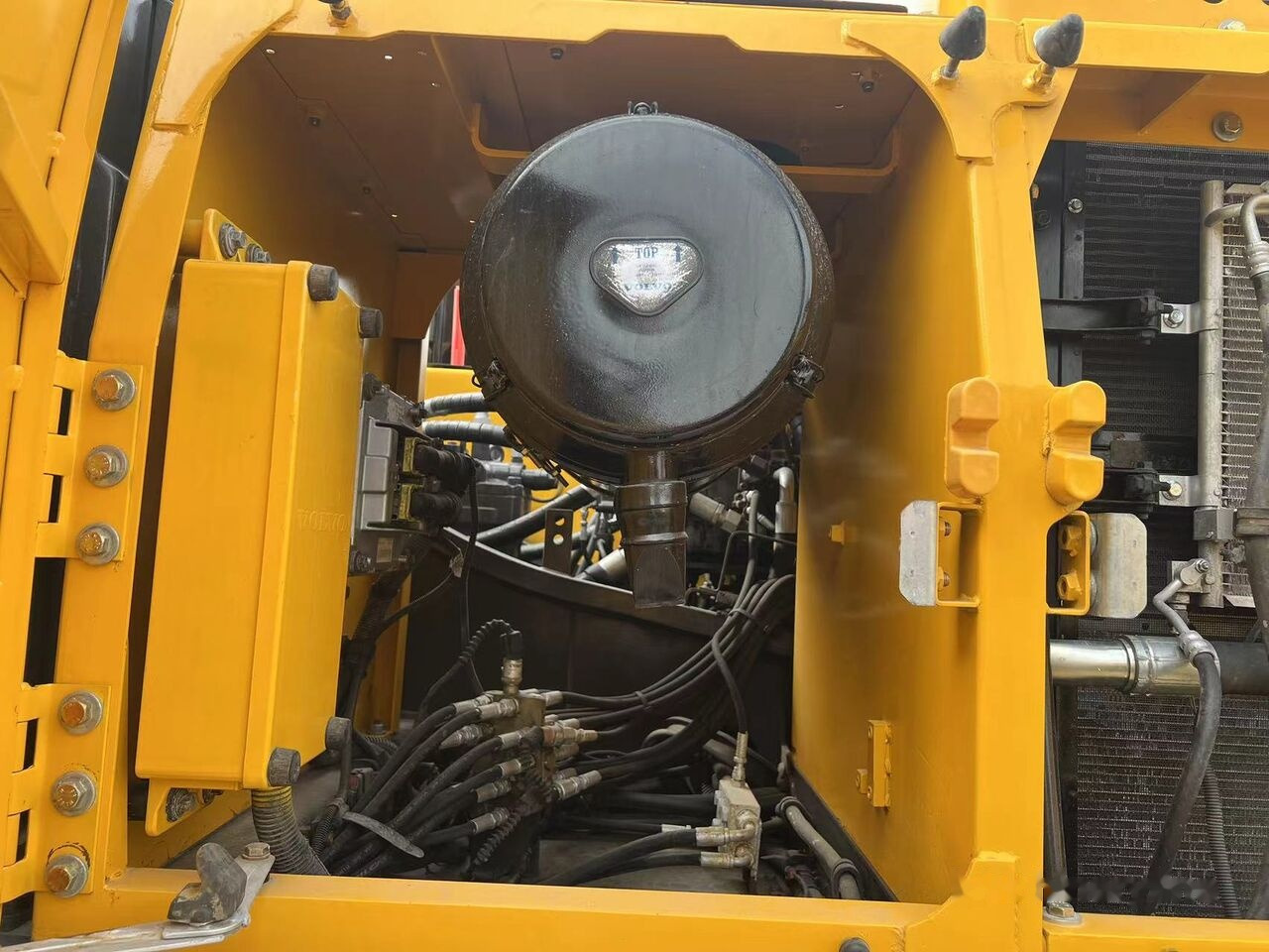 Volvo EC300D - Kāpurķēžu ekskavators: foto 5 Volvo EC300D - Kāpurķēžu ekskavators: foto 5