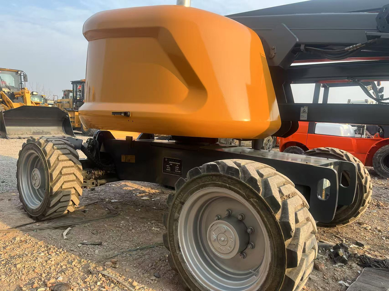 XCMG GTBZ14 aerial platform - Autopacēlājs: foto 4 XCMG GTBZ14 aerial platform - Autopacēlājs: foto 4