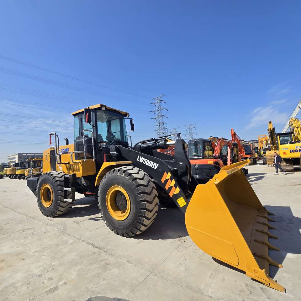 XCMG LW500HV - Riteņu iekrāvējs: foto 2 XCMG LW500HV - Riteņu iekrāvējs: foto 2