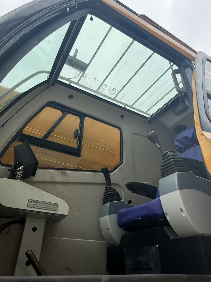 XCMG QY50KC - Kravas auto ar manipulatoru: foto 5 XCMG QY50KC - Kravas auto ar manipulatoru: foto 5