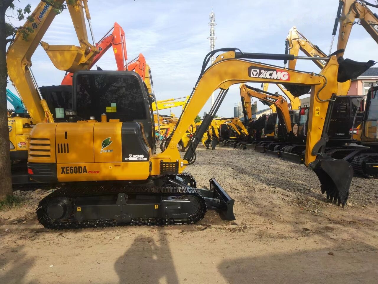 XCMG XE60DA - Mini-ekskavators: foto 4 XCMG XE60DA - Mini-ekskavators: foto 4