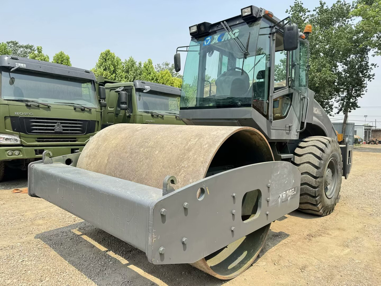 XCMG XS142J - Ceļu veltnis: foto 1 XCMG XS142J - Ceļu veltnis: foto 1