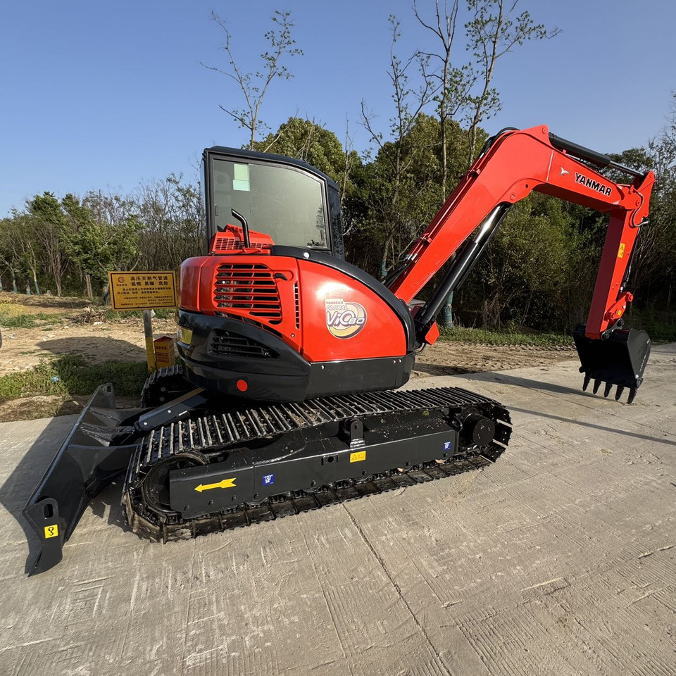 Yanmar Vio80 - Kāpurķēžu ekskavators: foto 1 Yanmar Vio80 - Kāpurķēžu ekskavators: foto 1