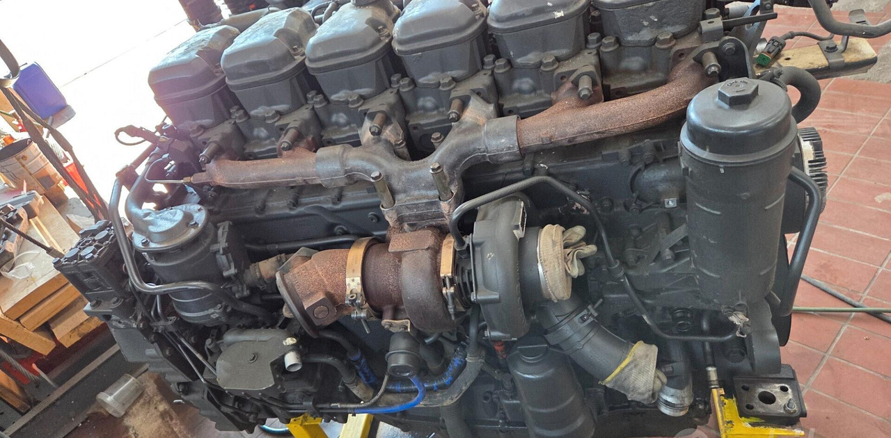 Motore Scania DC13 155 R500 per Scania R - Dzinējs - Kravas automašīna: foto 2 Motore Scania DC13 155 R500 per Scania R - Dzinējs - Kravas automašīna: foto 2