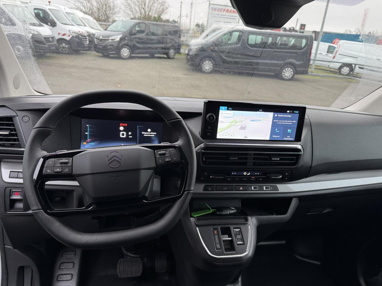 CITROEN Jumpy M 2.0 BlueHDi - 145 S&S - BV EAT8 III FOURGON . PHASE 2 - Kravas mikroautobuss: foto 4 CITROEN Jumpy M 2.0 BlueHDi - 145 S&S - BV EAT8 III FOURGON . PHASE 2 - Kravas mikroautobuss: foto 4