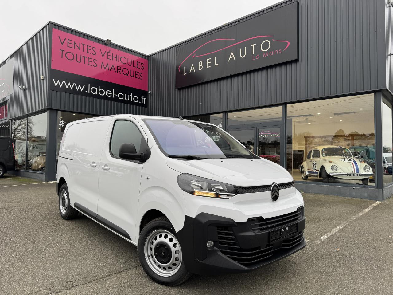 CITROEN Jumpy M 2.0 BlueHDi - 145 S&S - BV EAT8 III FOURGON . PHASE 2 - Kravas mikroautobuss: foto 1 CITROEN Jumpy M 2.0 BlueHDi - 145 S&S - BV EAT8 III FOURGON . PHASE 2 - Kravas mikroautobuss: foto 1