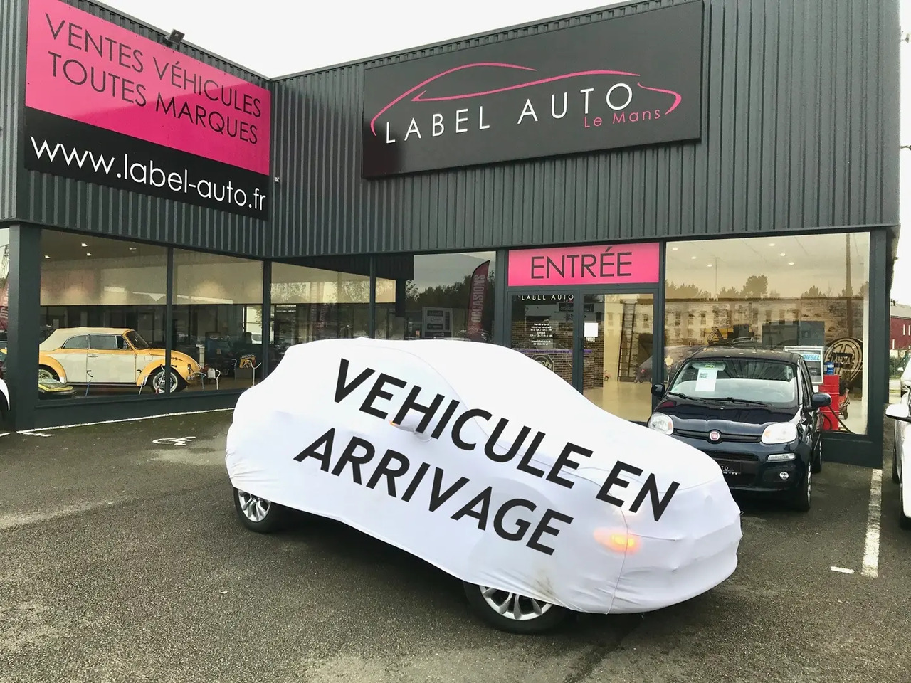 Citroen Berlingo XL 950KG BLUEHDI 100 S&S CLUB FRIGORIFIQUE - Mazs furgons: foto 1 Citroen Berlingo XL 950KG BLUEHDI 100 S&S CLUB FRIGORIFIQUE - Mazs furgons: foto 1