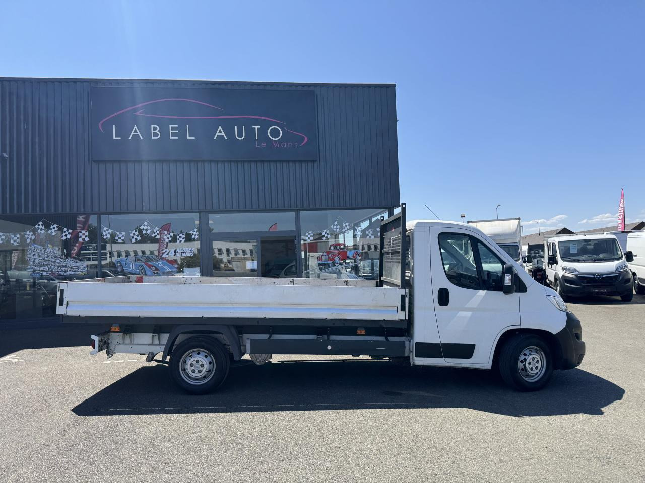 Citroen Jumper CITROËN 3T5 PLATEAU 4M20 2.2 HDI 140 CH CONTROL - Automašīna ar kravas platformu: foto 1 Citroen Jumper CITROËN 3T5 PLATEAU 4M20 2.2 HDI 140 CH CONTROL - Automašīna ar kravas platformu: foto 1