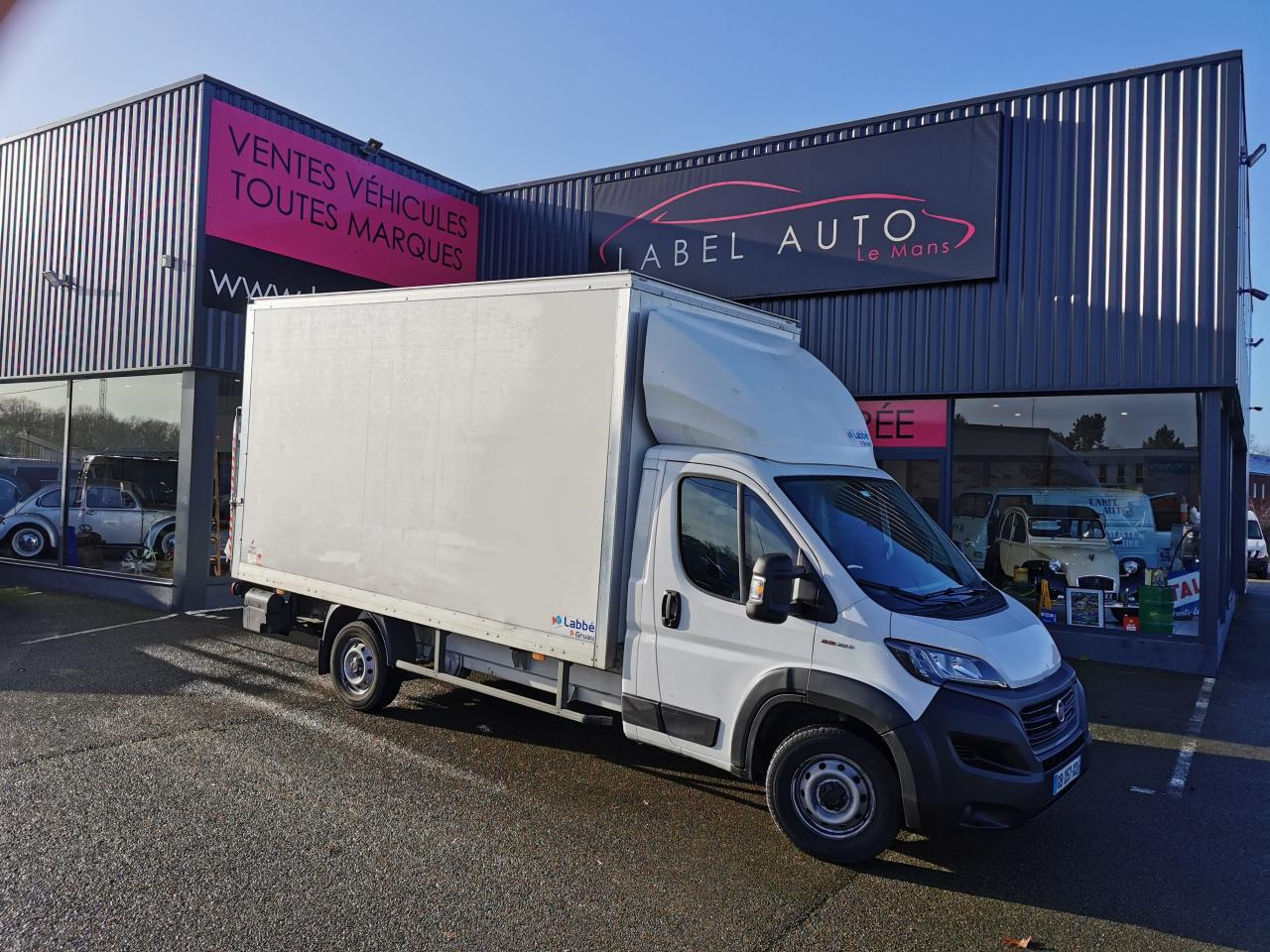 FIAT DUCATO 3T5 CAISSE + HAYON 2.3 MJT 140CH PRO LOUNGE - Furgons ar slēgtā virsbūve: foto 1 FIAT DUCATO 3T5 CAISSE + HAYON 2.3 MJT 140CH PRO LOUNGE - Furgons ar slēgtā virsbūve: foto 1