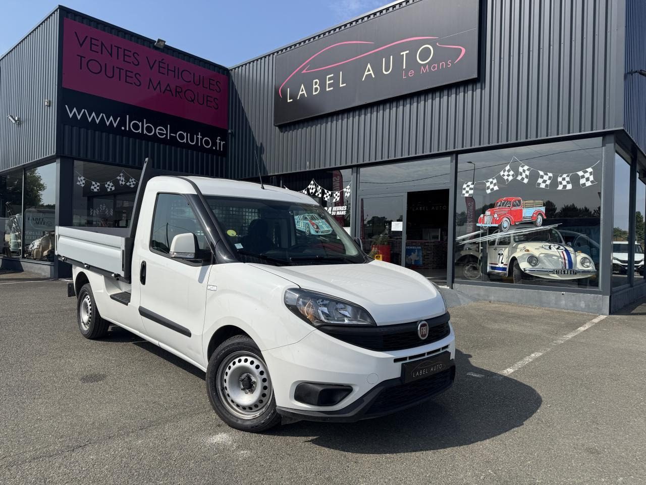 Fiat Doblo Cargo Cargo 1.6 Multijet 16V 105 ch WORK UP PLATEAU Pro Lounge - Automašīna ar kravas platformu: foto 2 Fiat Doblo Cargo Cargo 1.6 Multijet 16V 105 ch WORK UP PLATEAU Pro Lounge - Automašīna ar kravas platformu: foto 2