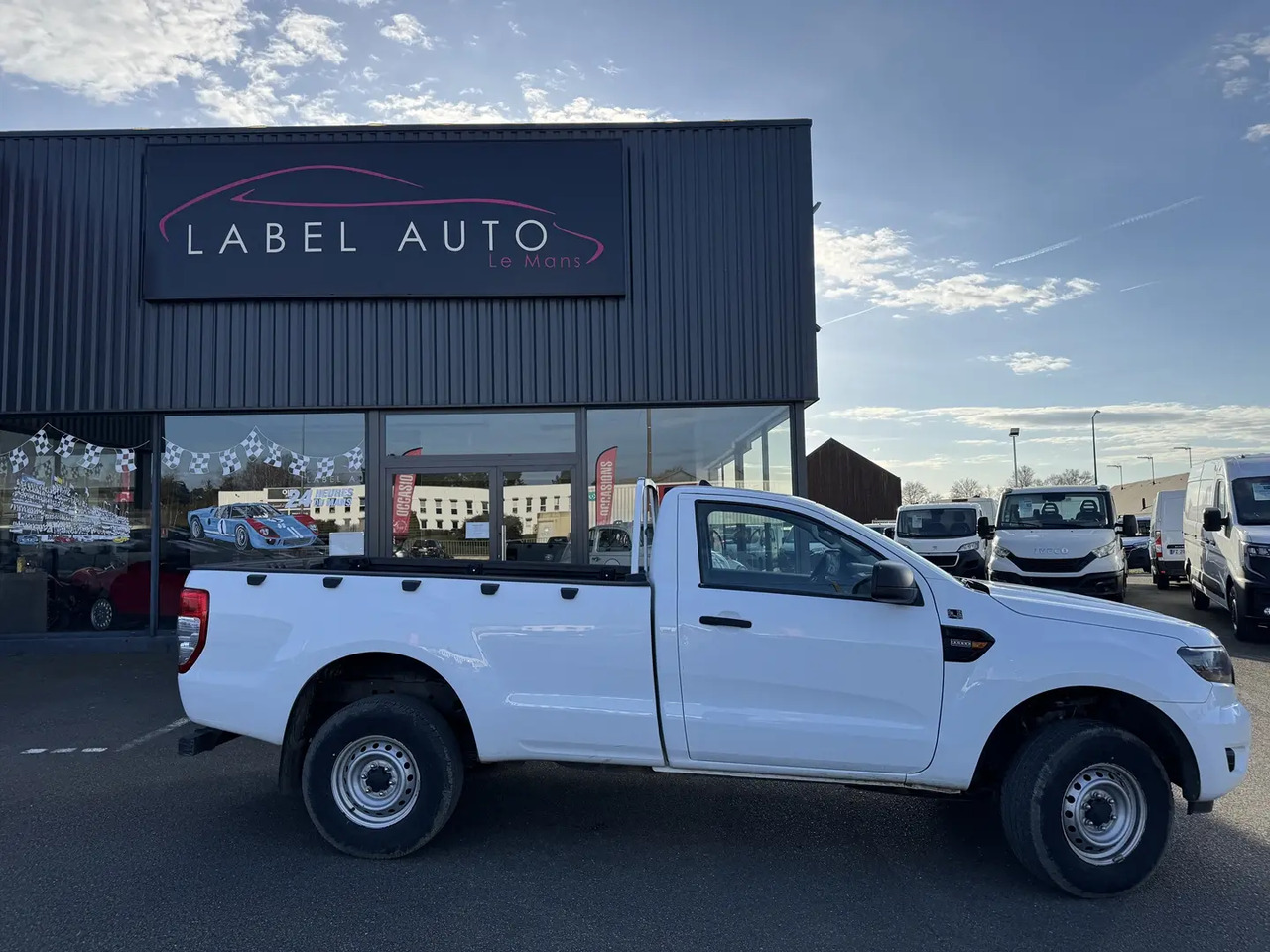 Ford Ranger 2.0 TDCI 170CH SIMPLE CABINE XL - Pikaps: foto 1 Ford Ranger 2.0 TDCI 170CH SIMPLE CABINE XL - Pikaps: foto 1