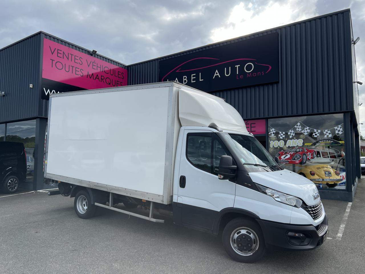 IVECO Daily 35 C 16 S&S (Quad-Leaf) CHASSIS CABINE 2014 35C/35S Chassis cabine 35 C Epmt.4.1 PHASE 4 - Furgons ar slēgtā virsbūve: foto 5 IVECO Daily 35 C 16 S&S (Quad-Leaf) CHASSIS CABINE 2014 35C/35S Chassis cabine 35 C Epmt.4.1 PHASE 4 - Furgons ar slēgtā virsbūve: foto 5
