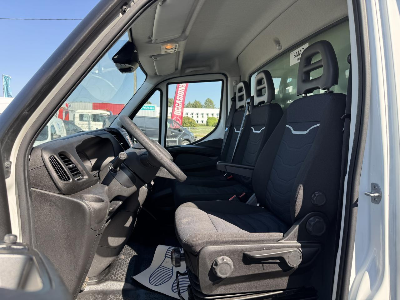 Iveco Daily 35 C 16 CAISSE HAYON 20M3 - Furgons ar slēgtā virsbūve: foto 5 Iveco Daily 35 C 16 CAISSE HAYON 20M3 - Furgons ar slēgtā virsbūve: foto 5