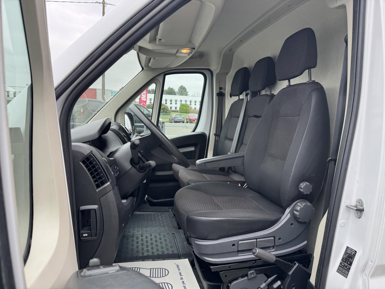 PEUGEOT BOXER 3T3 L3H2 2.2 HDI 140CH ASPHALT - Kravas mikroautobuss: foto 5 PEUGEOT BOXER 3T3 L3H2 2.2 HDI 140CH ASPHALT - Kravas mikroautobuss: foto 5