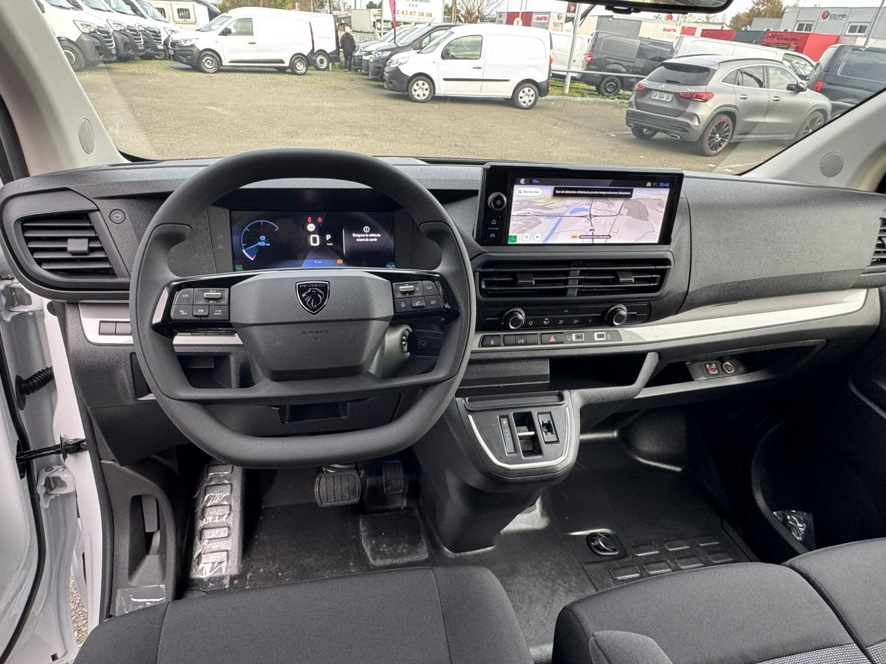 PEUGEOT Expert M 2.0 BlueHDi - 145 S&S - BV EAT8 III FOURGON Fourgon PHASE 2 - Kravas mikroautobuss: foto 4 PEUGEOT Expert M 2.0 BlueHDi - 145 S&S - BV EAT8 III FOURGON Fourgon PHASE 2 - Kravas mikroautobuss: foto 4